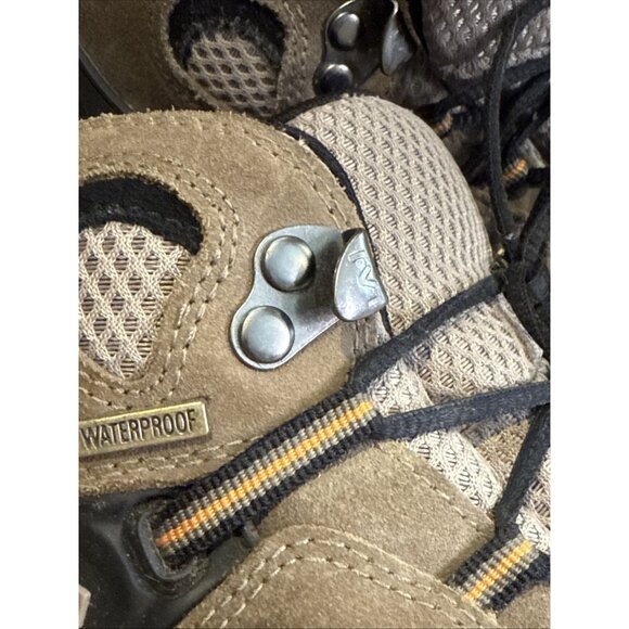 MERRELL Chameleon Mid Kids Size 6.5 Kangaroo/Boa Waterproof Hiking Boots J8033 - Picture 13 of 13